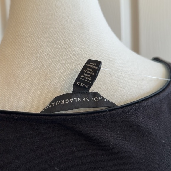 NWOT White House Black Market sort sleeve black dress - Picture 4 of 6